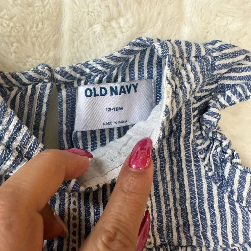 Top - Picture 3 of 3